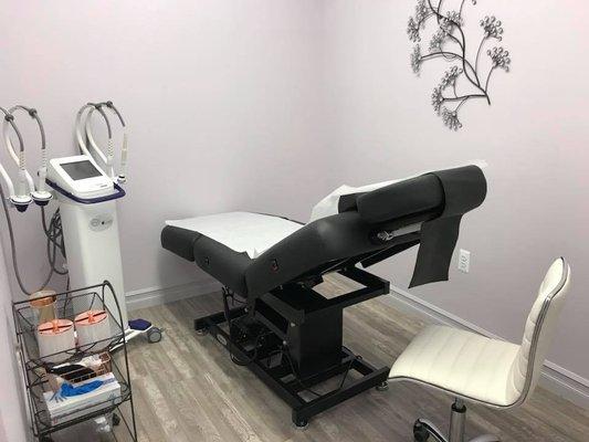 Sculpting and Microneedling Room