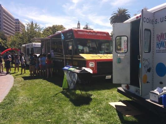 Lots of food trucks with special Sriracha menus!