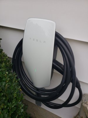 Tesla Wall Connector