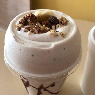 Vanilla & Chocolate Shake!