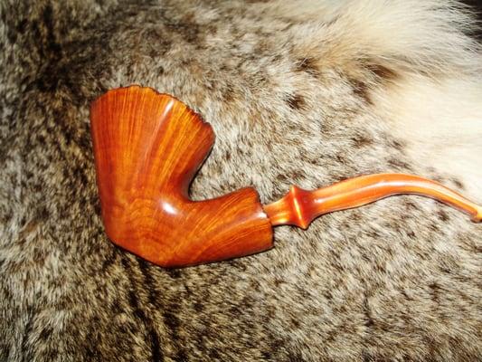 HANDCRAFTED  PIPES