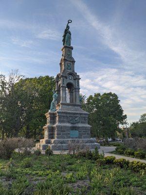 Soldiers' and Sailors' Monument, Bridgeport