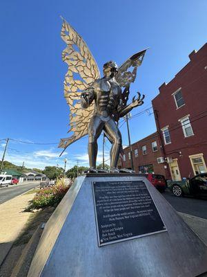 The Mothman statue is everything you hope it'll be and more