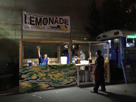 Visit our Lemonade stand at select event throughout the year! Art Walk, Food Truck Festivals, Dia de los Muertos & Tamale Fest & More!