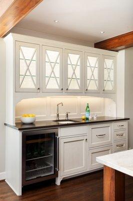 The kitchen and bathrooms in this Lake Oswego home are designed to complement the fresh, airy feel of lakeside living.