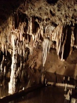 Meramac Caverns