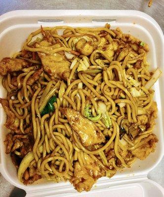 Chicken Lo Mein