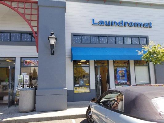 Front entrance of laundrymat