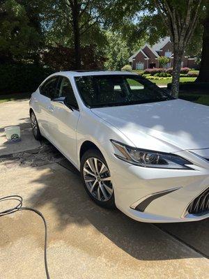 Lexus es350 (exterior detail)