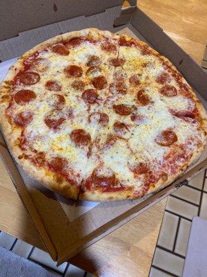 Pepperoni pizza with extra cheese