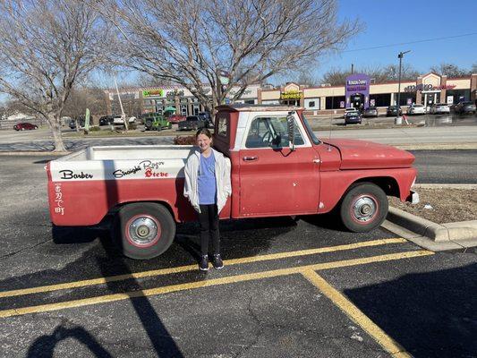 When the truck is there they are open!