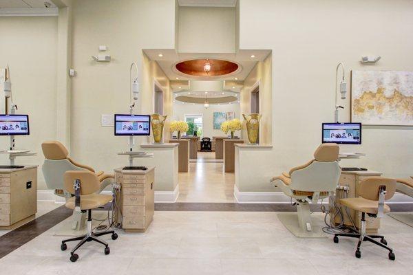 Hallway to the front desk