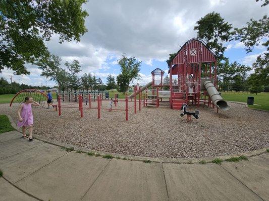 Bigger kids playset that has a farm theme. really cool for the littles.