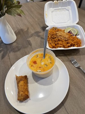 Coconut soup, chicken pad Thai, egg roll