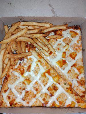 Chicken Gyro Pizza with fries