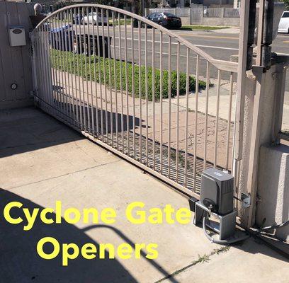 Cyclone PY600 Automatic Gate Opener