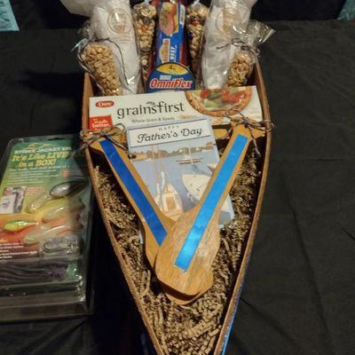 Father's Day Fisherman Wall Shelf and Treat Basket