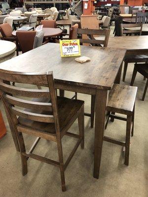 Counter table with 2 ladder chairs