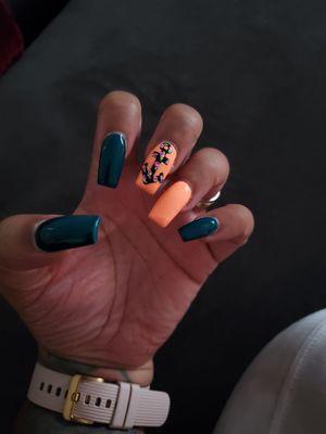 Nails by Roxi