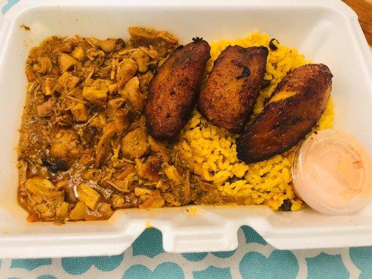 Chicken Stew with yellow rice and sweet Plantains