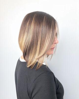 Inverted bob, balayage/ombré/teasy lights