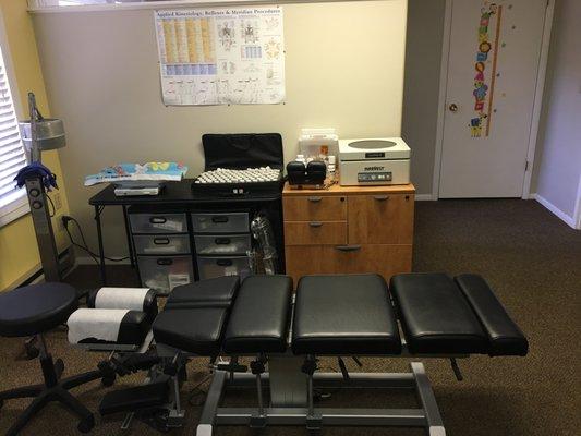 Dr. Lou's exam and treatment area.