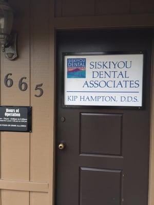 Siskiyou Dental Associates