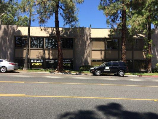 View of building from El Cerrito Street.