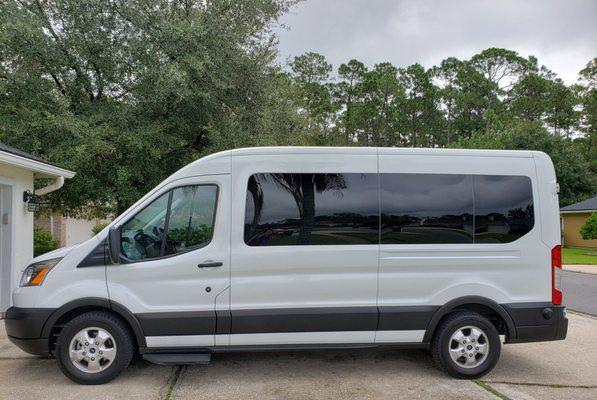 2019 Ford Transit 350 (12 passenger van)