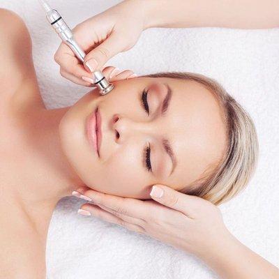 Microdermabrasion facial treatment