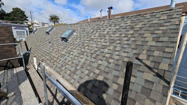 Best Roofing & Construction