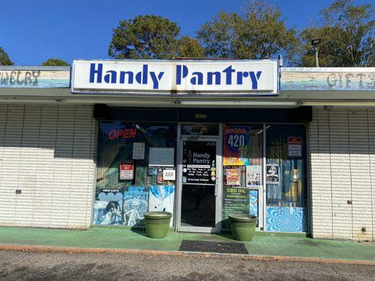 Handy Pantry