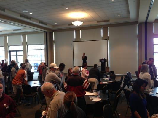 Russ Peterson, Jr. delivering a workshop for the Round Rock Express Baseball Club