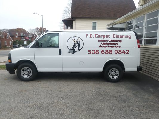 We offer service using a brand new HydroMaster truck mount, 180-degree water/steam cleaning! Don't settle for less.