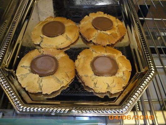 Peanut Butter Cup Cookies