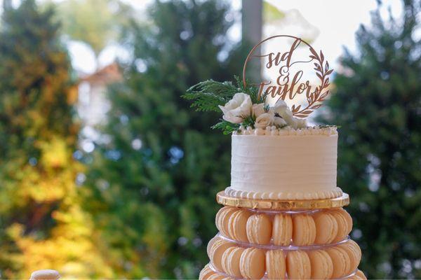 Macron tower with 6" cake topper