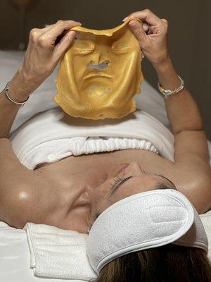 24 Karat Gold Facial