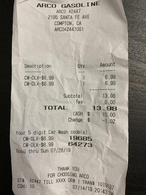 The receipt for the 2 supposed "Deluxe washes"