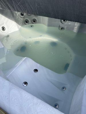 Brand new hot tub that leaks and can't be used.