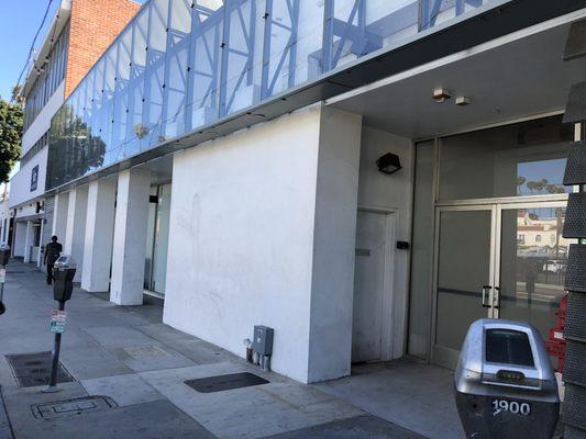 Santa Monica California commercial pressure washing at the Twitter building in downtown Santa Monica