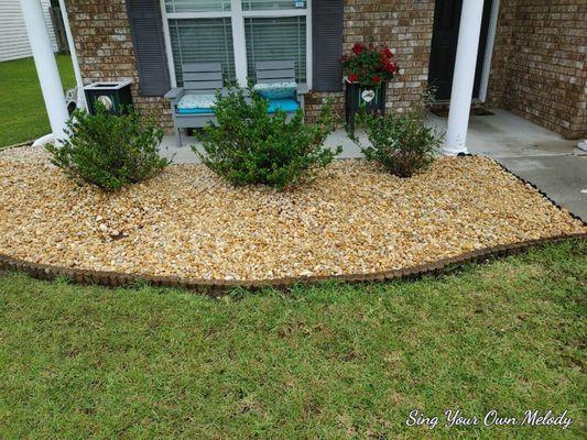 Rock mulch