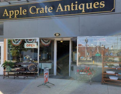 Apple Crate Antiques