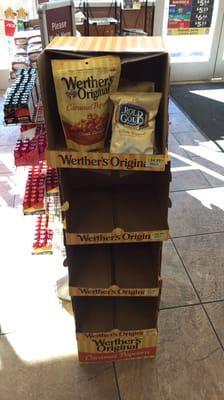 I been wanting these caramel popcorn by Werther's Original since I first had them a week ago. Wow! They r the bomb!