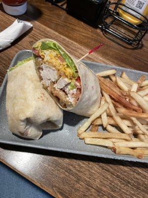 Bennigan's Kilkenny's Country Chicken Wrap