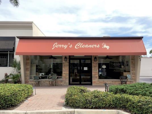 Jerry's storefront! Cozy outside and elegant on the inside!