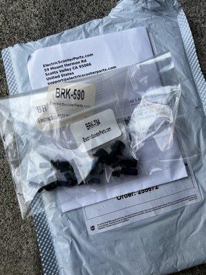 Replacement screws for Vsett 10+ brakes caliper and brakes disk!