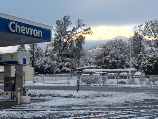 Sierra Mountain Chevron