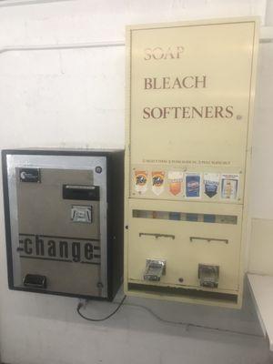 Change machine & laundry vending