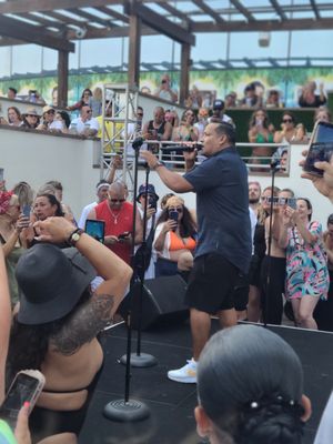 Freestyle artist George Lamond petforming at Ocean Casino