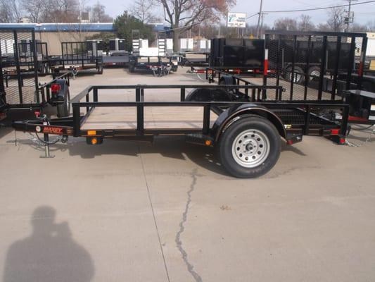 Truck Trailer & Hitch Center